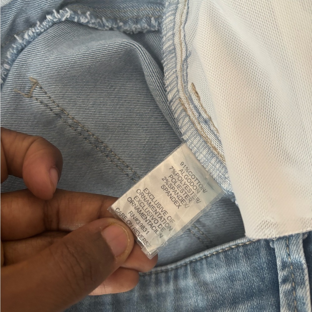 Democracy “Ab Solution “ Women’s Jeans 22W Light Wash Cropped waistband Casual - Picture 4 of 5